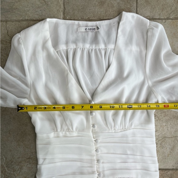 E.ssue White Blouse Small Bridal Brunch Ruffle Top Balletcore Coquette - Picture 10 of 11